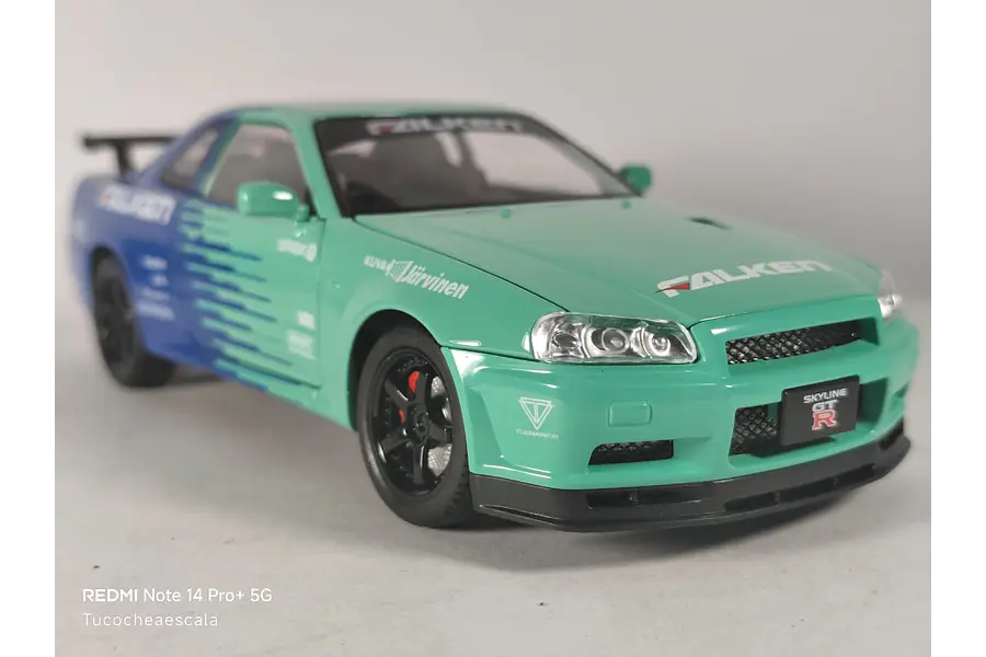 Nissan Skyline Gtr Falken ESCALA 1:24 MARCA JINLIFANG, 