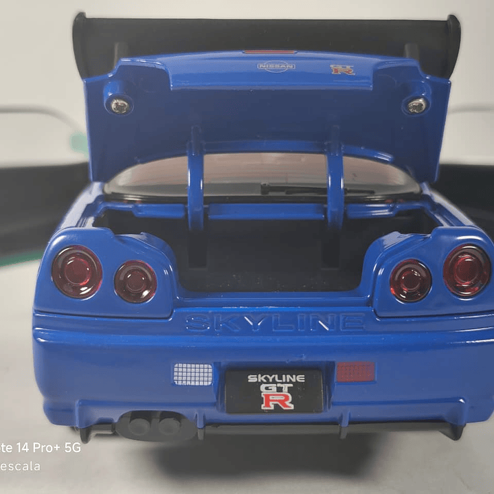 Nissan Skyline Gtr Falken ESCALA 1:24 MARCA JINLIFANG,  5