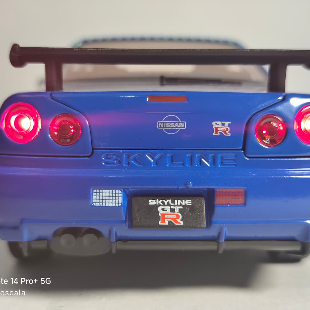 Nissan Skyline Gtr Falken ESCALA 1:24 MARCA JINLIFANG,  11