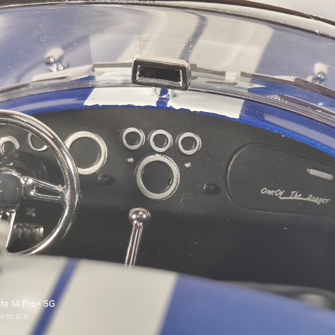 SHELBY COBRA 427S/C azul 1/36 MARCA China 4