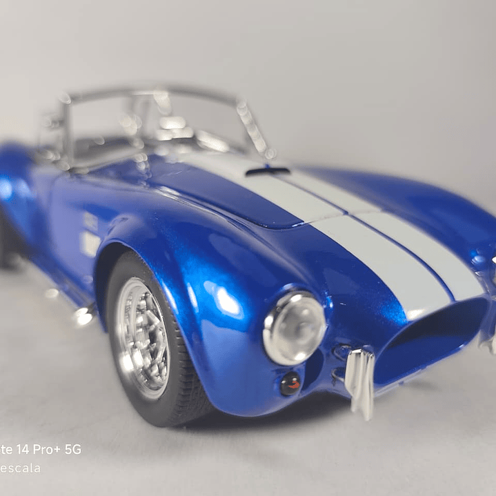 SHELBY COBRA 427S/C azul 1/36 MARCA China 1