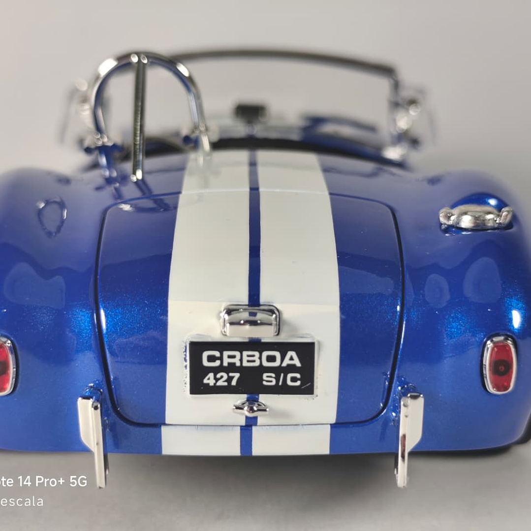 SHELBY COBRA 427S/C azul 1/36 MARCA China 6