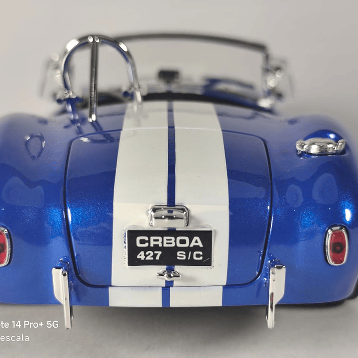 SHELBY COBRA 427S/C azul 1/36 MARCA China 6