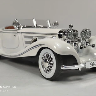 MERCEDES BENZ 500 K ESCALA 1/24 MARCA CHINA LUCES LED