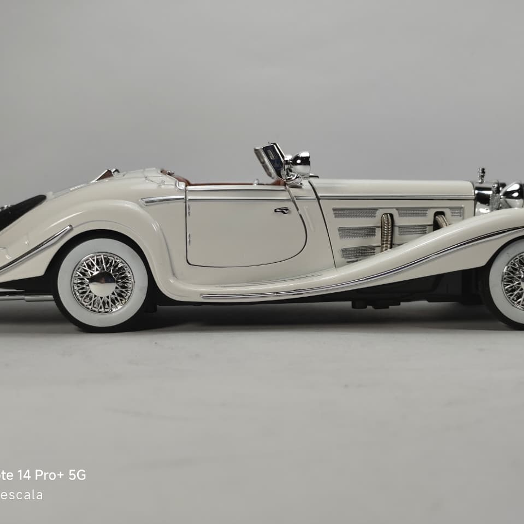 MERCEDES BENZ 500 K ESCALA 1/24 MARCA CHINA LUCES LED 5