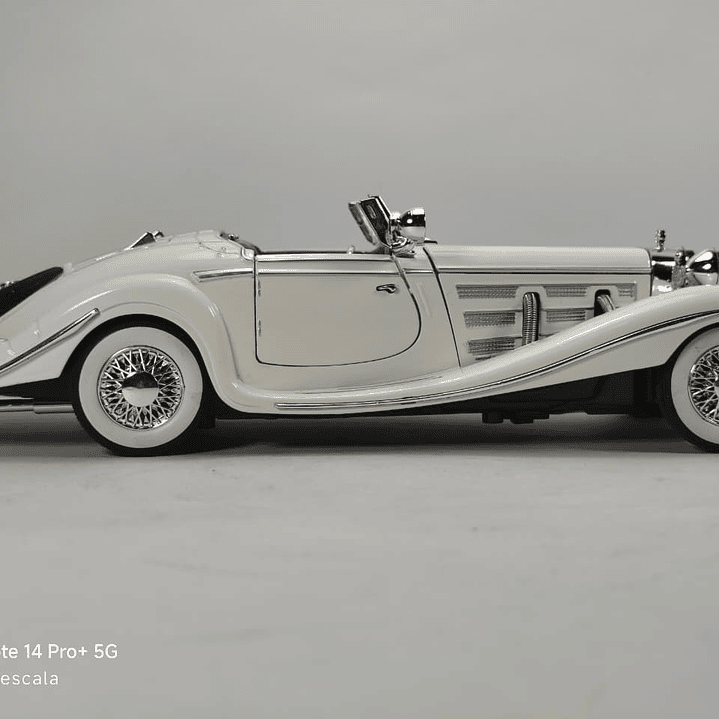 MERCEDES BENZ 500 K ESCALA 1/24 MARCA CHINA LUCES LED 5