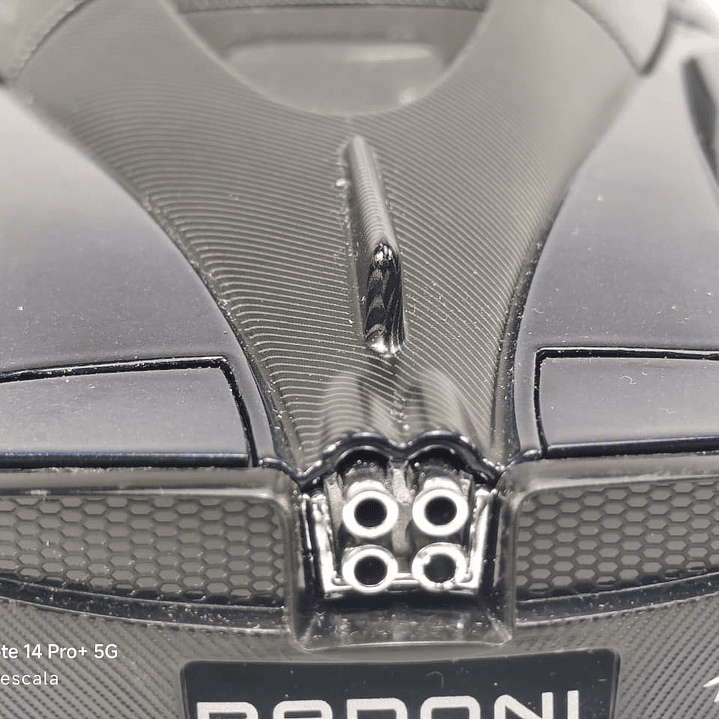 Pagani Huayra azul, Chino, Escala 1-24 9