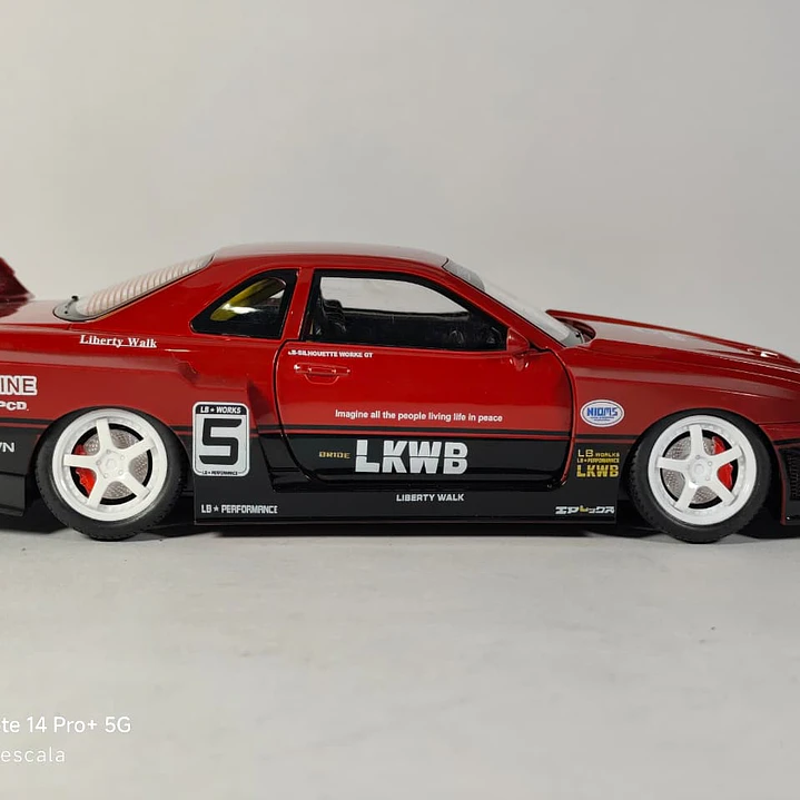 Nissan Skyline Gtr LKWB ESCALA 1:24 MARCA JINLIFANG, ROJO 6
