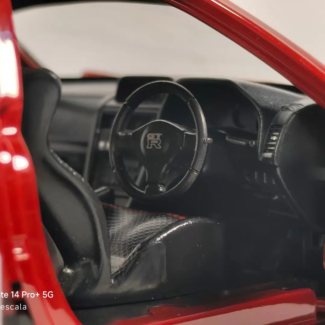 Nissan Skyline Gtr LKWB ESCALA 1:24 MARCA JINLIFANG, ROJO 8