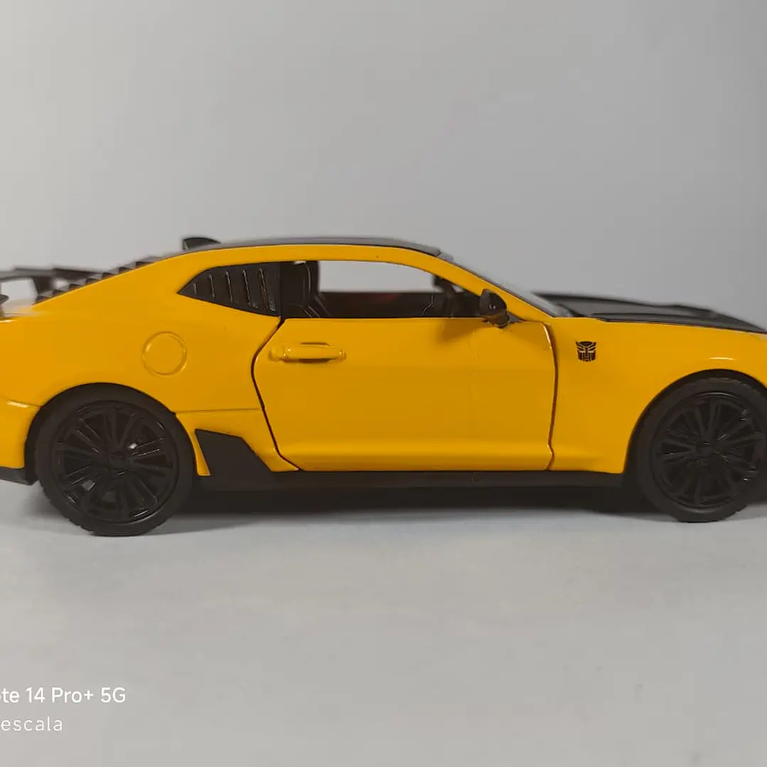 CHEVROLET CAMARO , Escala 1-24, MARCA CHE ZHI  2
