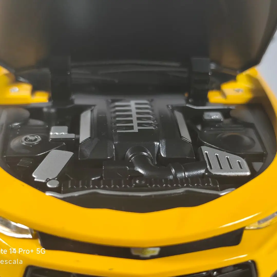 CHEVROLET CAMARO , Escala 1-24, MARCA CHE ZHI  8