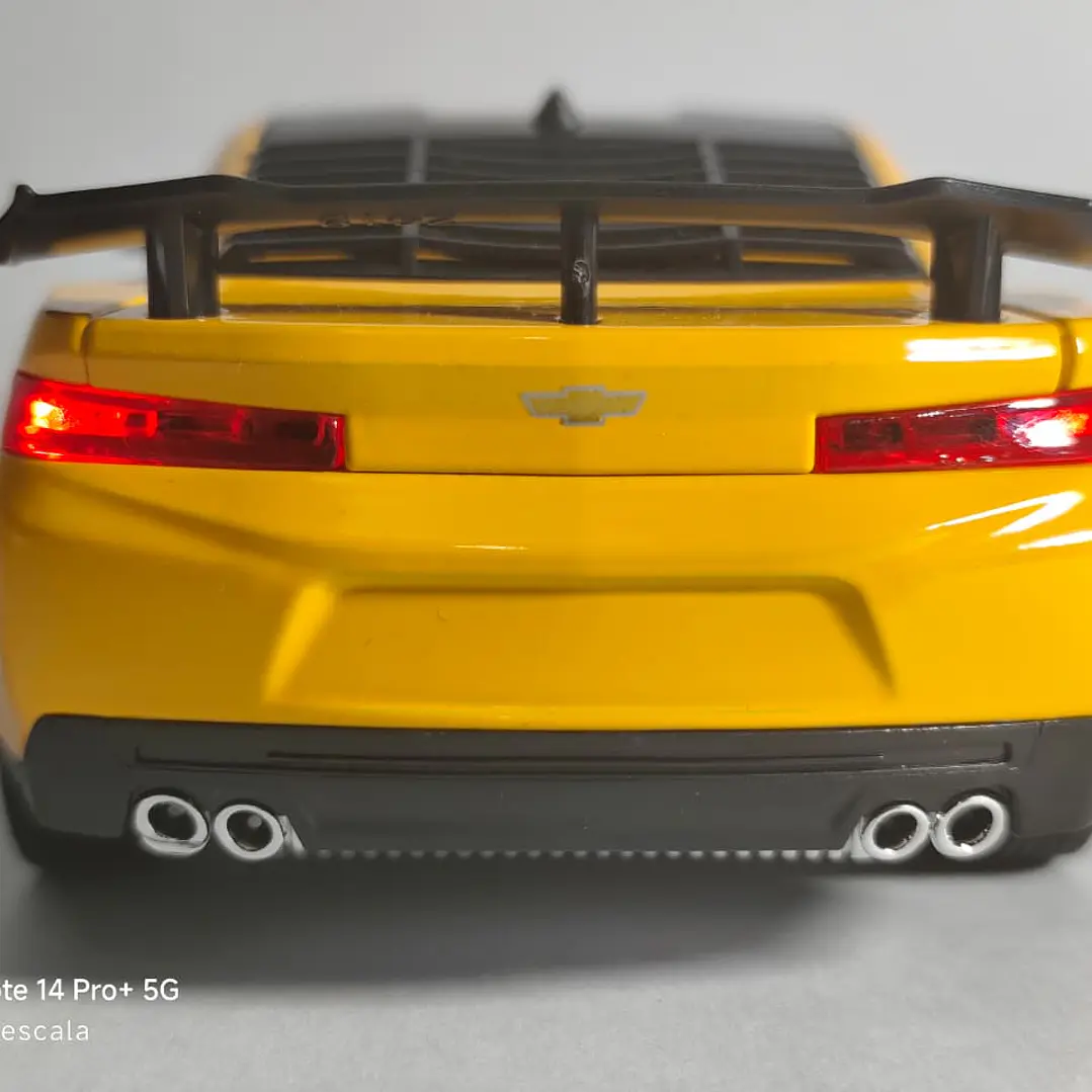 CHEVROLET CAMARO , Escala 1-24, MARCA CHE ZHI  11
