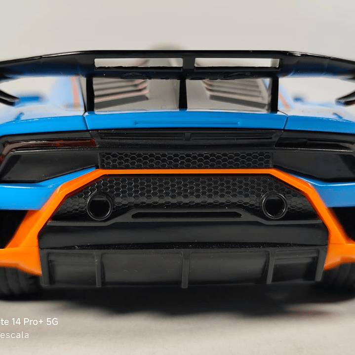 Lamborghini Huracán  AZUL ESCALA 1/24 Marca Jinglifang Luces Led- 9