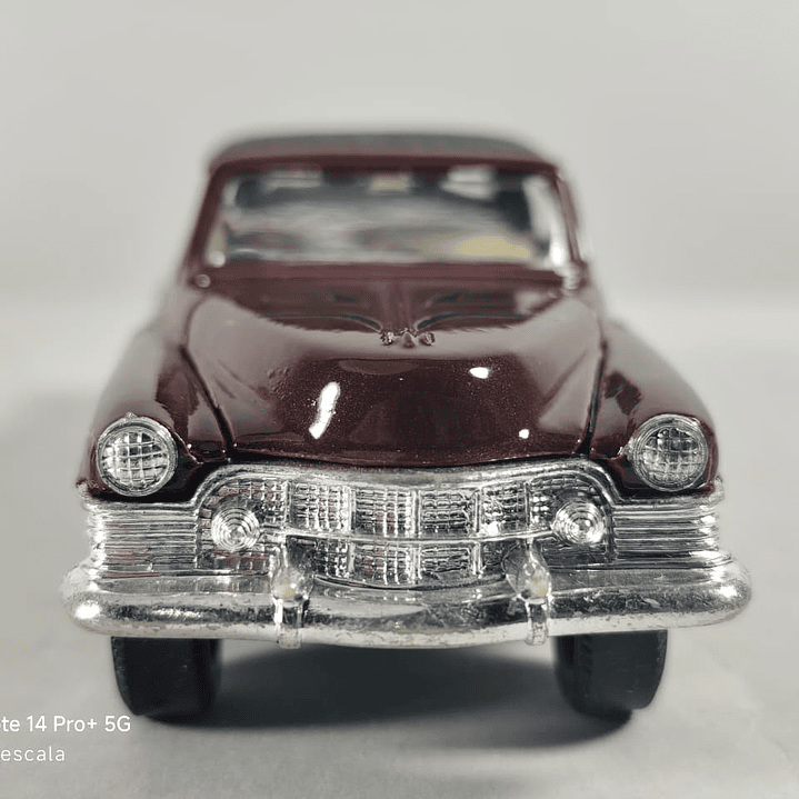 CHEVROLET Belair 1953 capotado ESCALA 1/36 -Welly 8