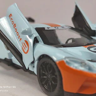 FORD GT ECO BOST ESCALA 1:32 MARCA NEWAO LUCES LED 