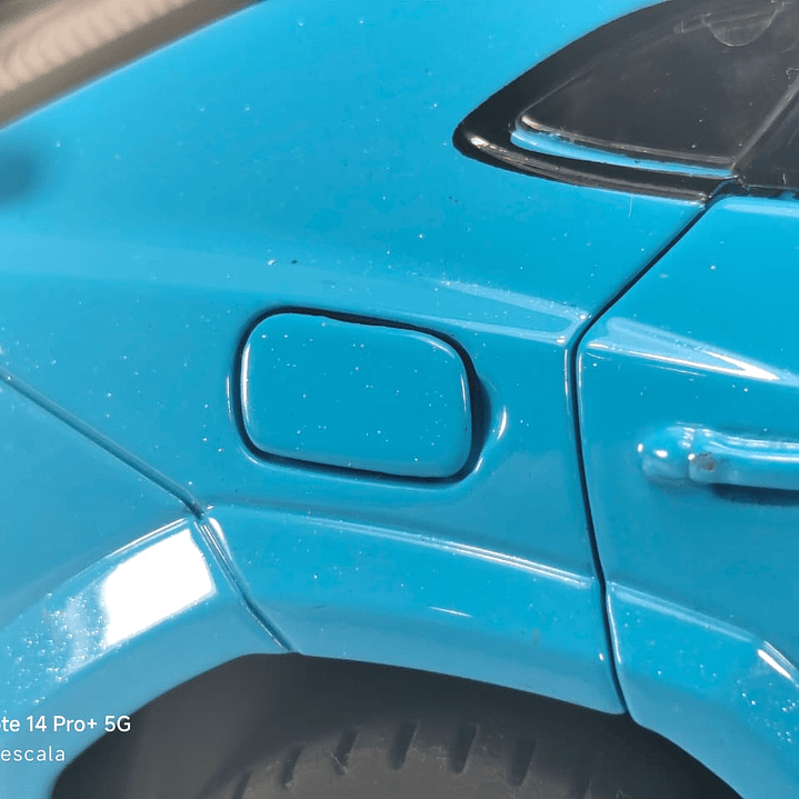 LAMBORGHINI URUS MANSORY AZUL 1/24 MARCA CHINA 10