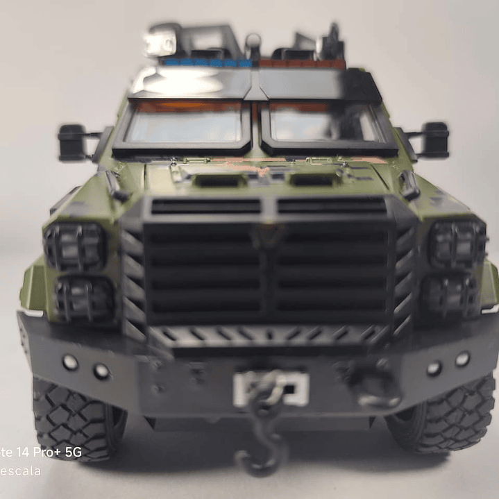 OshKosh M ATV vehiculo militar , Escala 1-32 marca China  2