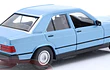Mercedes Benz 190 E  Burago, Escala 1-24 AZUL
