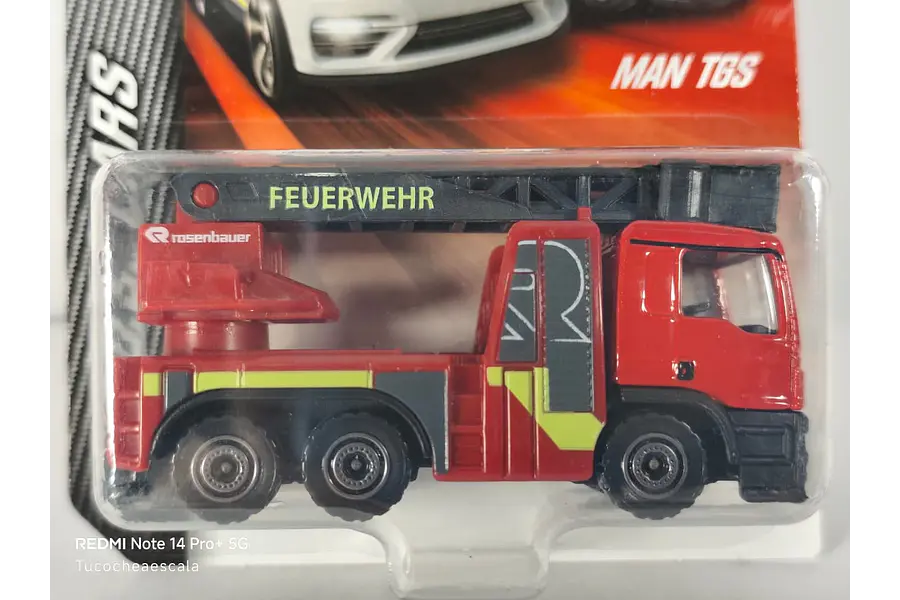 Man TGS Carro De Bomberos A Escala Majorette 
