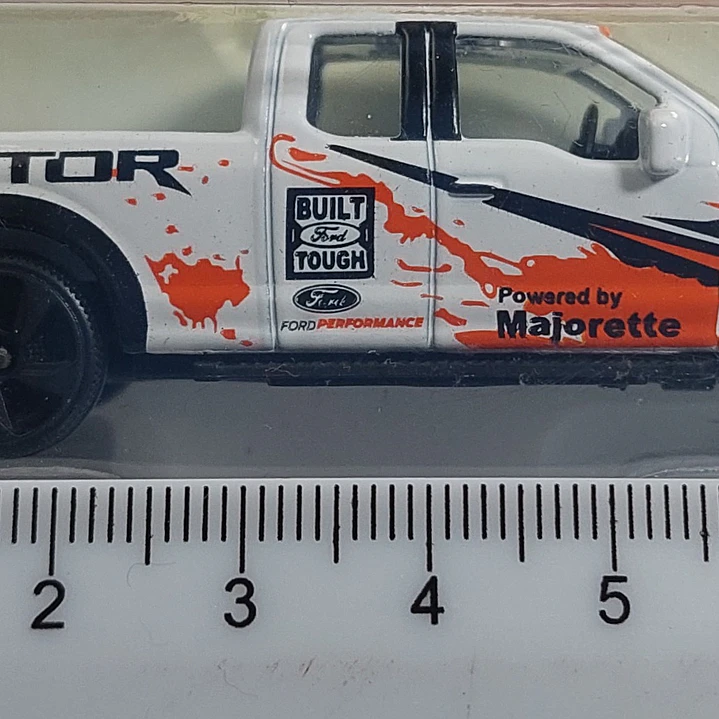Ford Raptor Marca Majorette escla 1/64 2