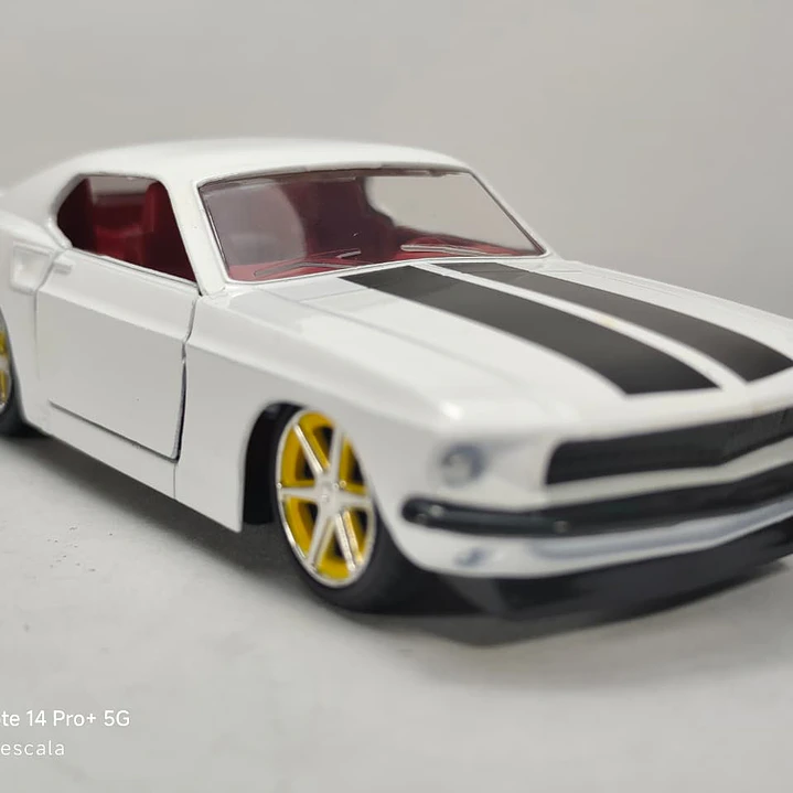 FORD MUSTANG 1969 DE ROMAN , RAPIDO Y FURIOSO 1/32 MARCA JADA 3