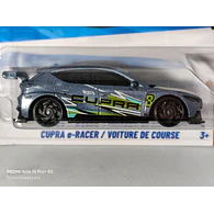 Cupra e Racer Hot Wheels , escala 1/64-