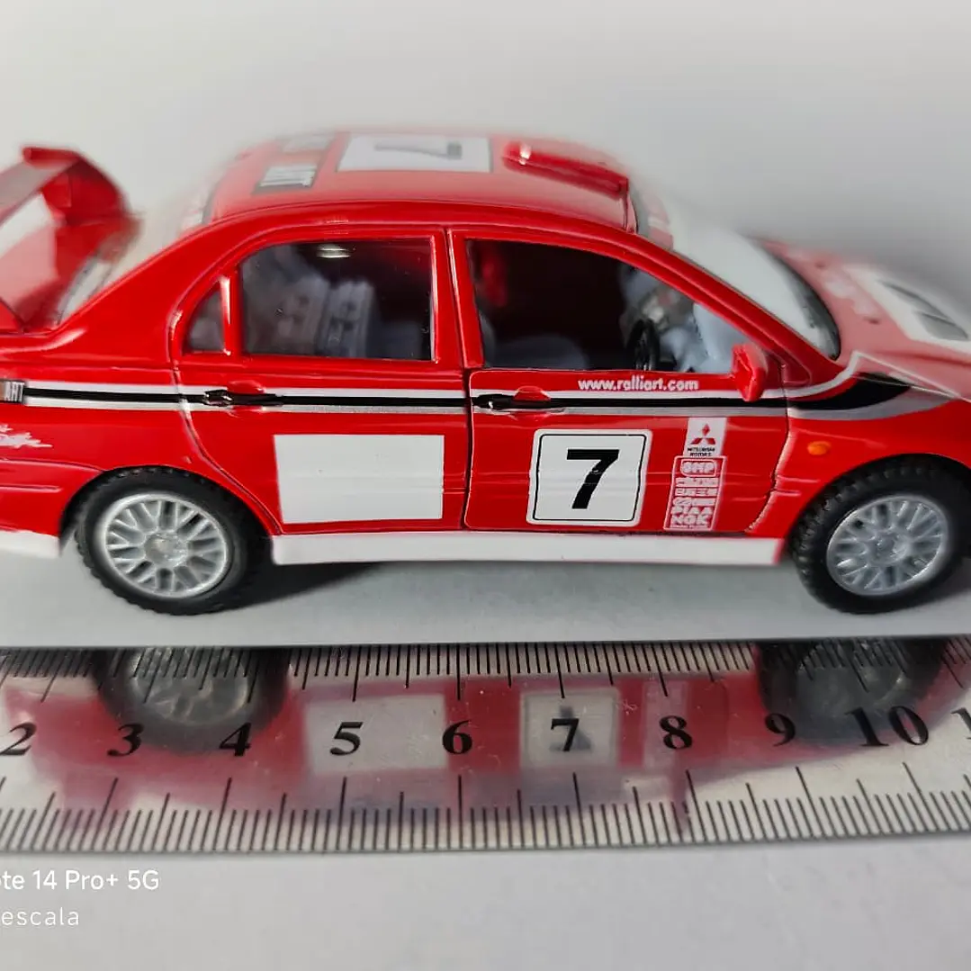 Mitsubishi Lancer Evo Vii Wrc , Escala 1/36 marca Kinsmart 4