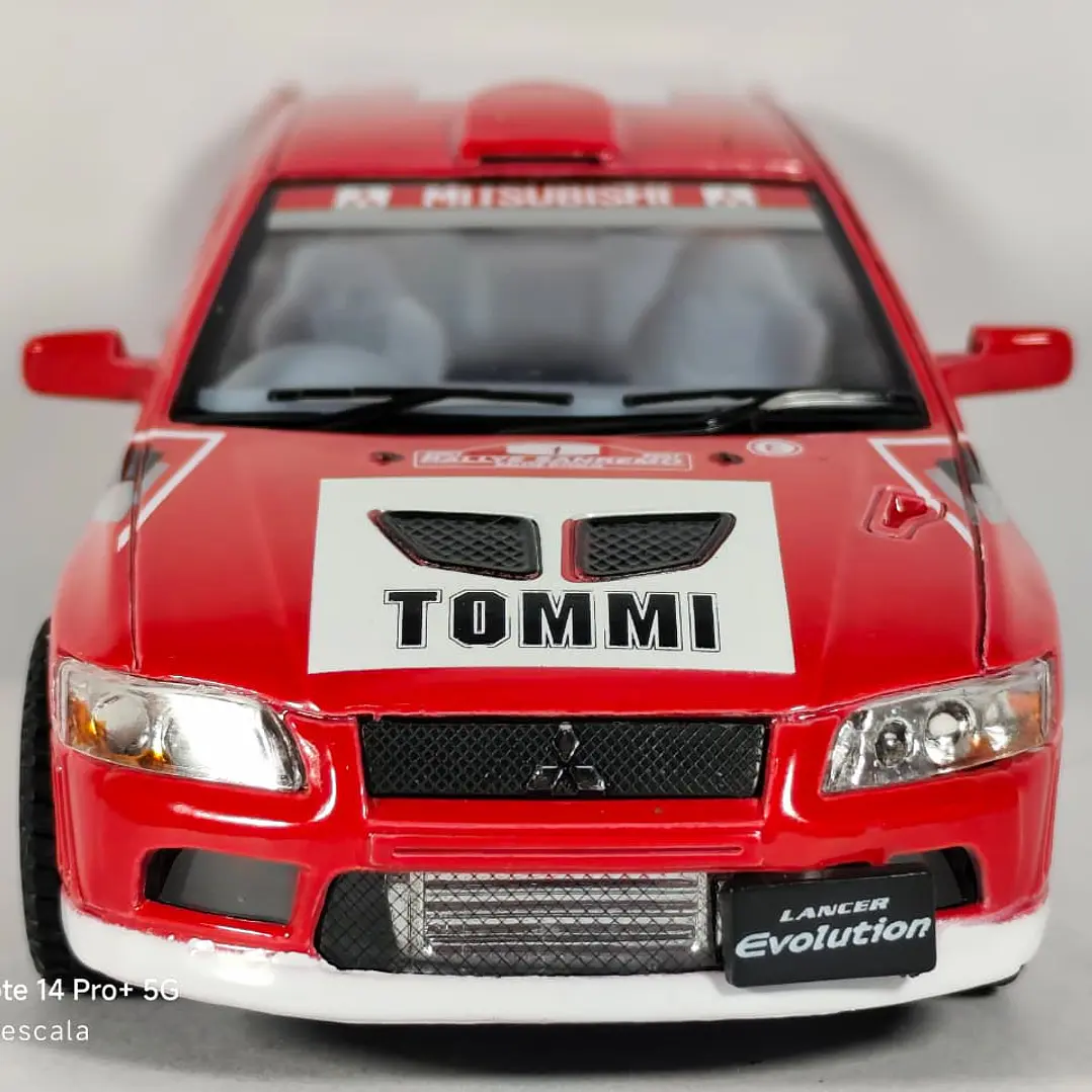 Mitsubishi Lancer Evo Vii Wrc , Escala 1/36 marca Kinsmart 6