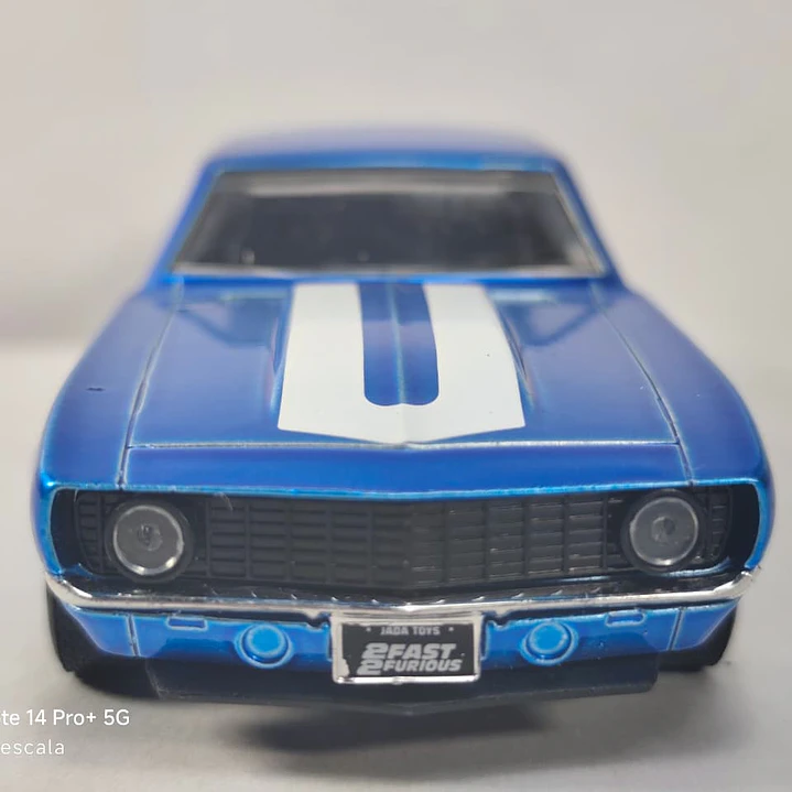 Chevrolet Camaro 1969 marca Jada, Escala 1-32  4