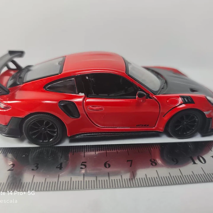 Porsche GT2 RS Rojo Escala 1/36 Marca KINSMART- 5