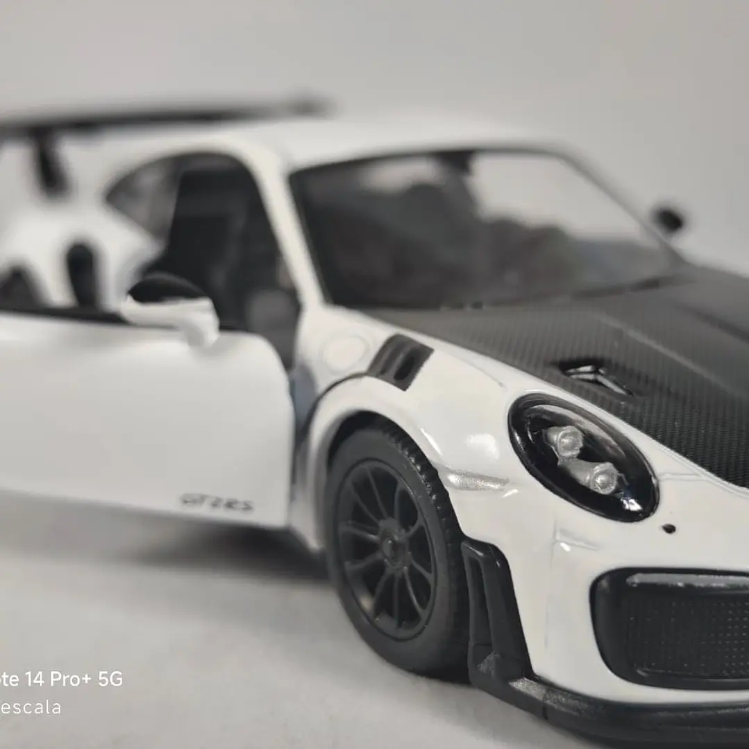 Porsche GT2 RS BLANCO Escala 1/36 Marca KINSMART 3
