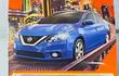  Nissan Sentra 2016 azul 1-64 Matchbox