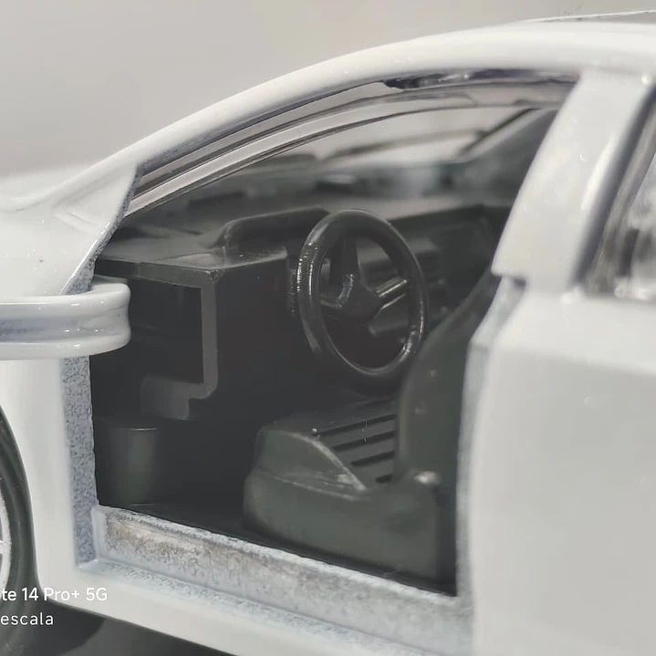 Toyota Corolla Blanco MARCA CHINA 1/36 6