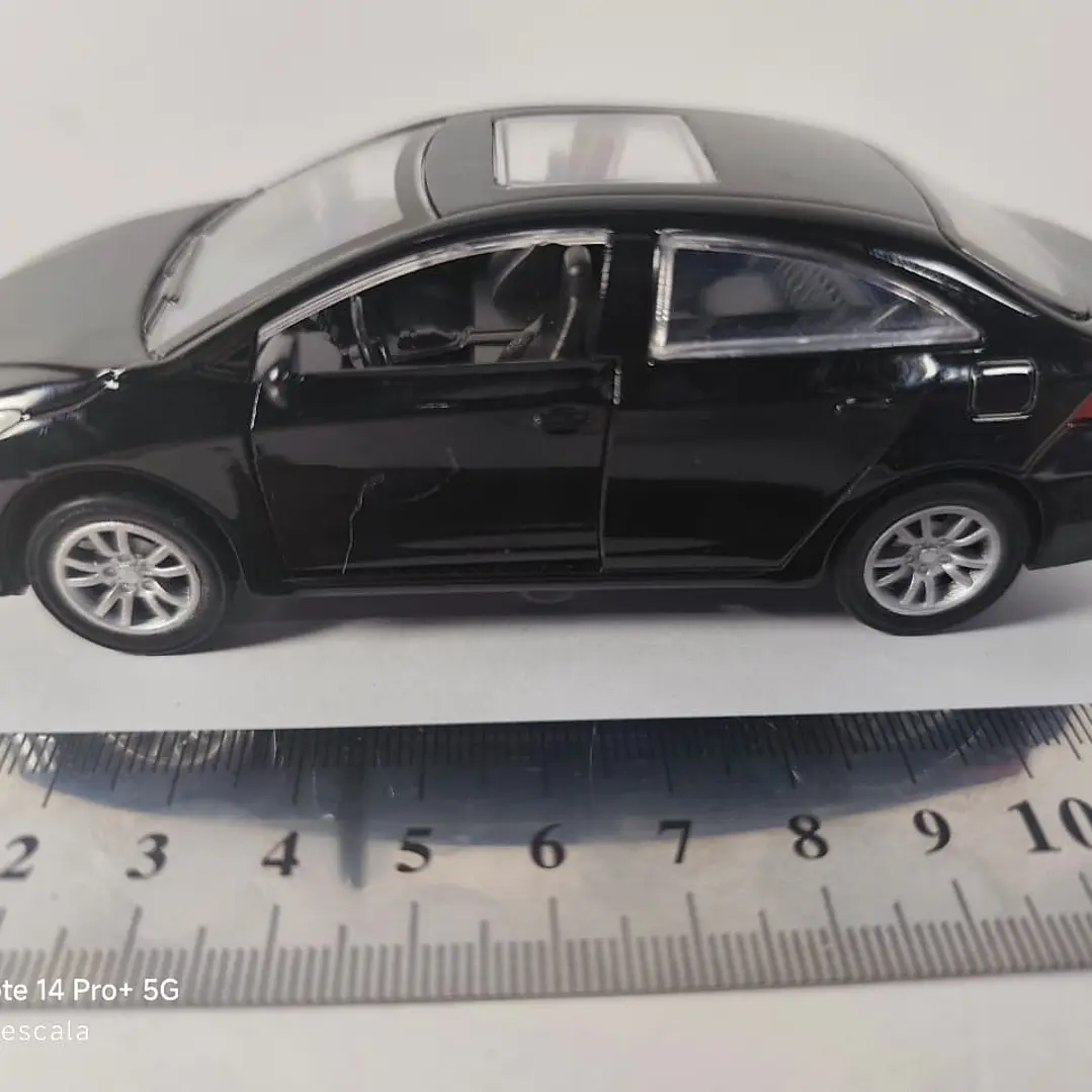 Toyota Corolla Negro MARCA CHINA 1/36 8