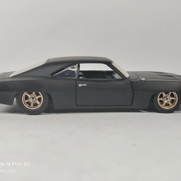 Dodge Charger widebody 1968, Jada, Escala 1-32 2