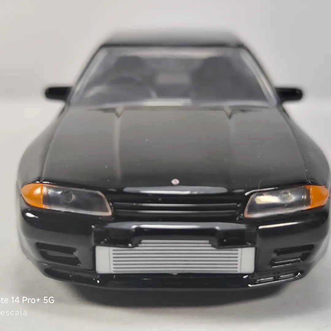 Nissan Skyline Gtr R 32 negro Rapido y furioso marca jada 4
