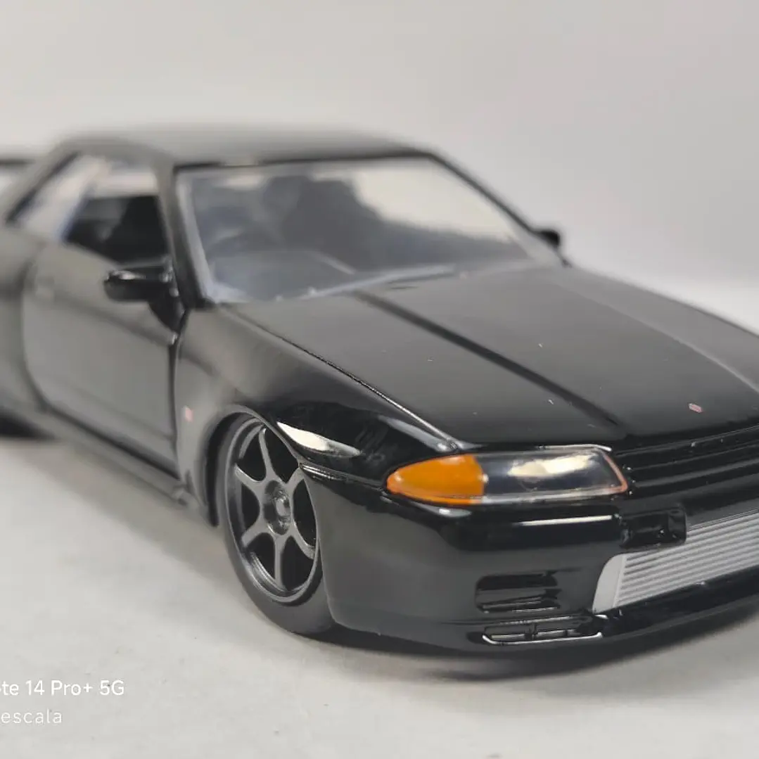 Nissan Skyline Gtr R 32 negro Rapido y furioso marca jada 1