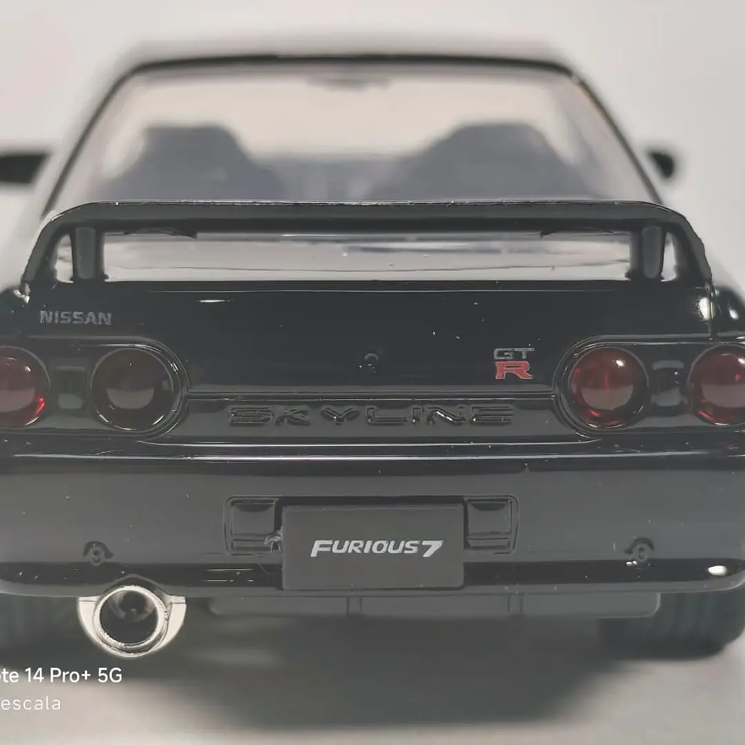 Nissan Skyline Gtr R 32 negro Rapido y furioso marca jada 6