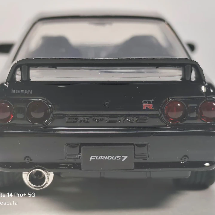Nissan Skyline Gtr R 32 negro Rapido y furioso marca jada 6