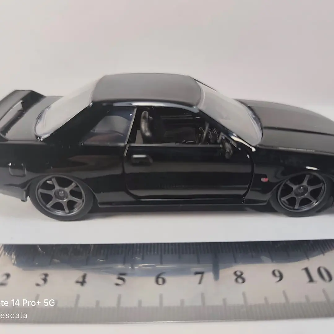 Nissan Skyline Gtr R 32 negro Rapido y furioso marca jada 7