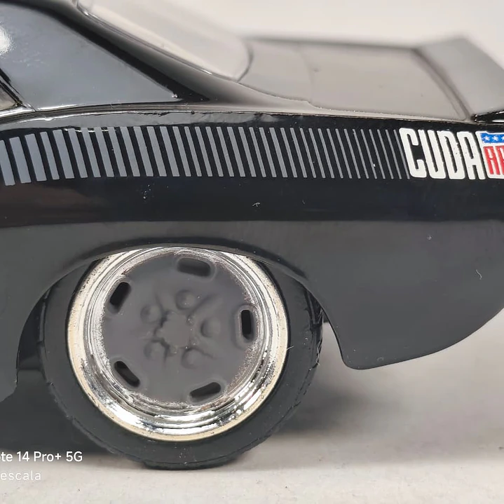 PLYMOUTH BARRACUDA DE LETTY Rapidos y Furiosos 7