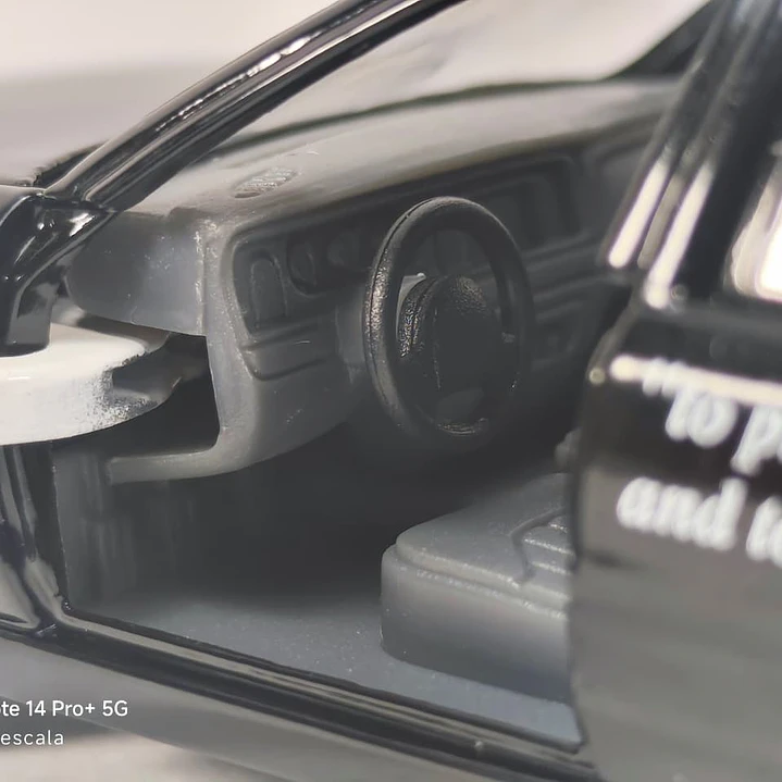 Ford Crown Victoria de policia Marca Kinsmart 1/36 4