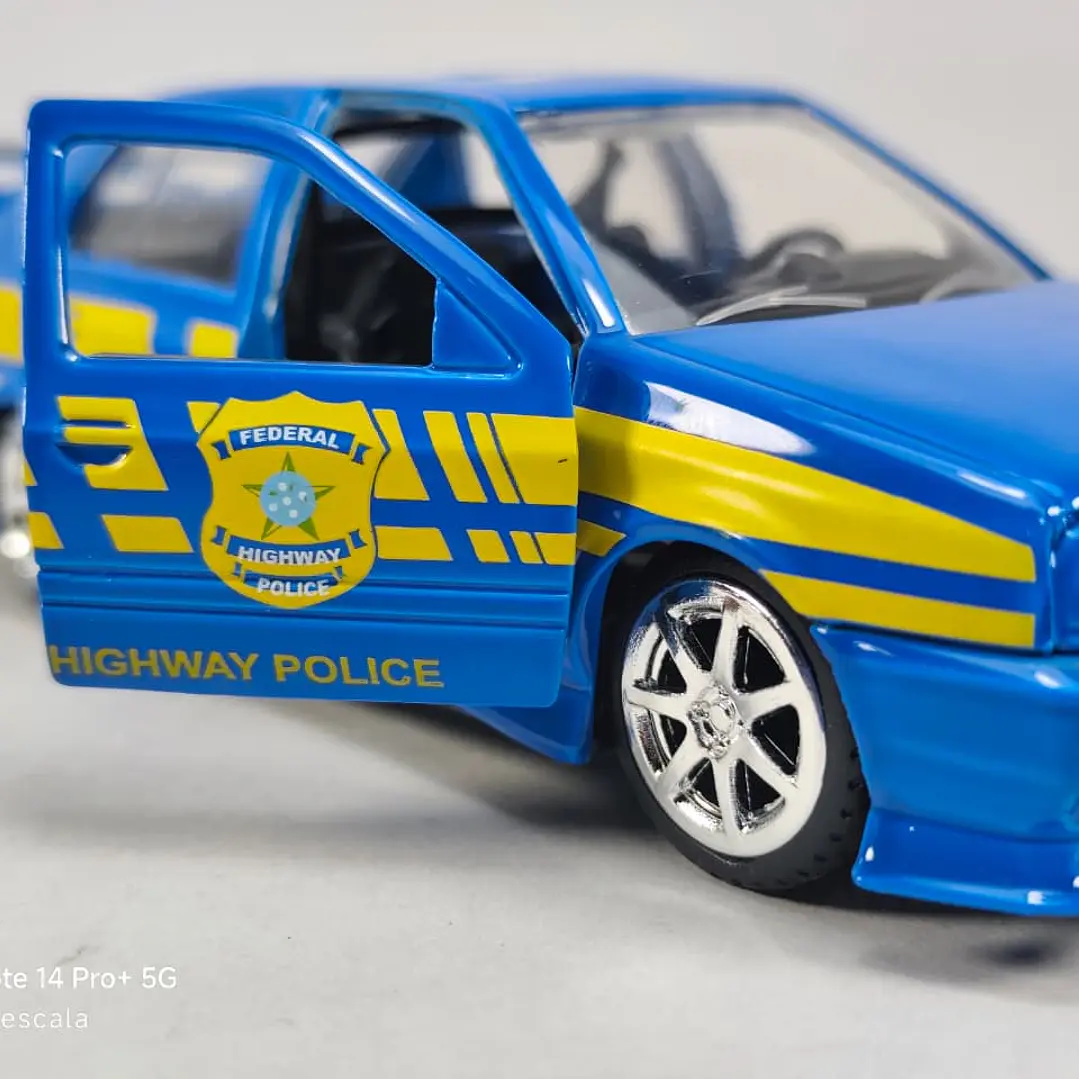 VOLKSWAGEN JETTA de Policia Rápidos Y Furiosos, MARCA JADA ESCALA 1/32 7