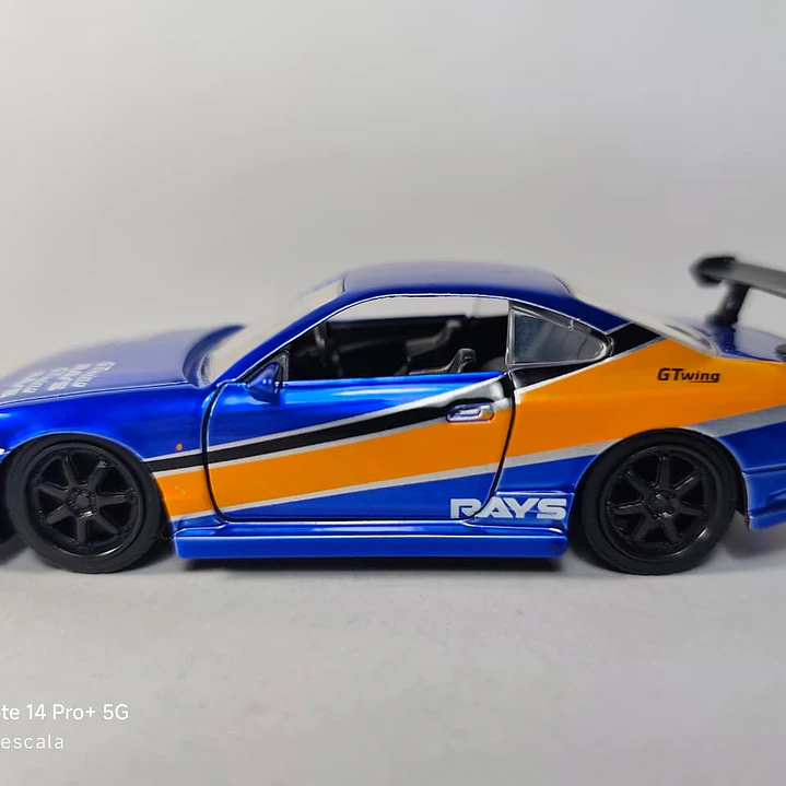 Nissan Silvia S15 2001, marca jada, Escala 1-32 4