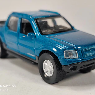 FORD EXPLORER SPORT TRACK 1/36 MARCA MAISTO 