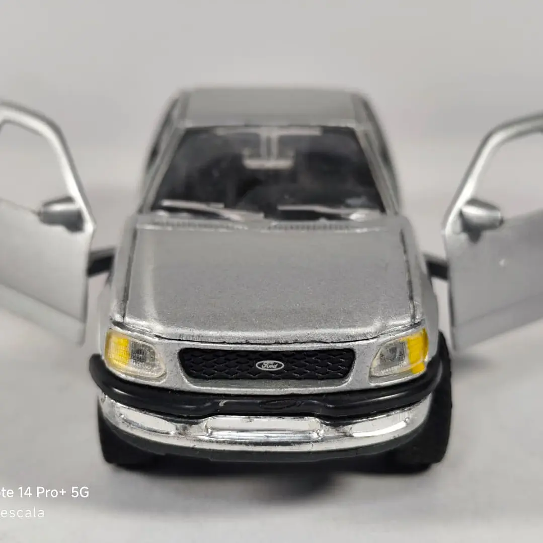 FORD F 150 1997 , ESCALA 1/36, WELLY  3