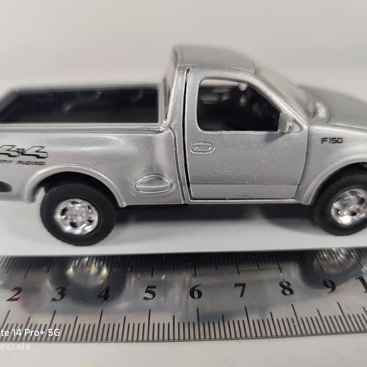 FORD F 150 1997 , ESCALA 1/36, WELLY  4
