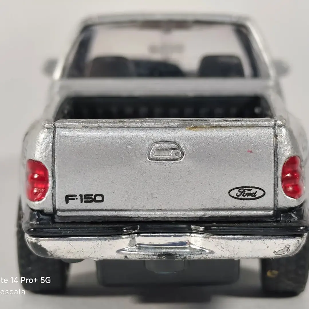FORD F 150 1997 , ESCALA 1/36, WELLY  5