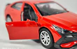 Hyundai Elantra Rojo escala 1/36 Chino Luces Led