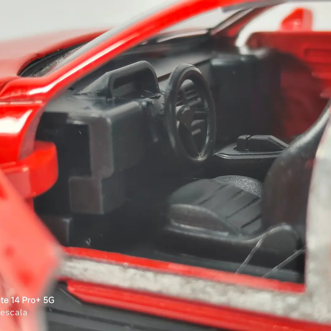 Hyundai Elantra Rojo escala 1/36 Chino Luces Led 7